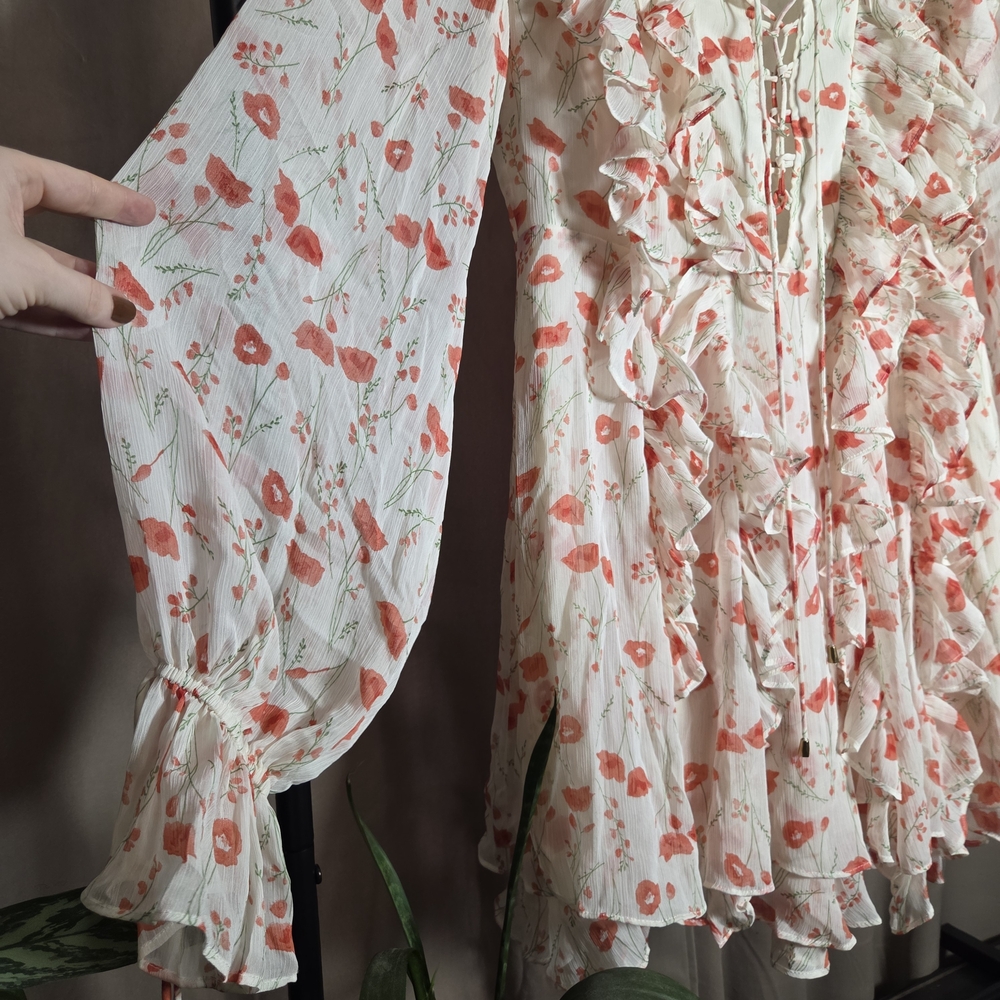 Floral Ruffle V-Neck Blouse - Picture 3 of 5